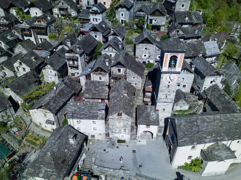 Corippo, das kleinste Dorf der Schweiz