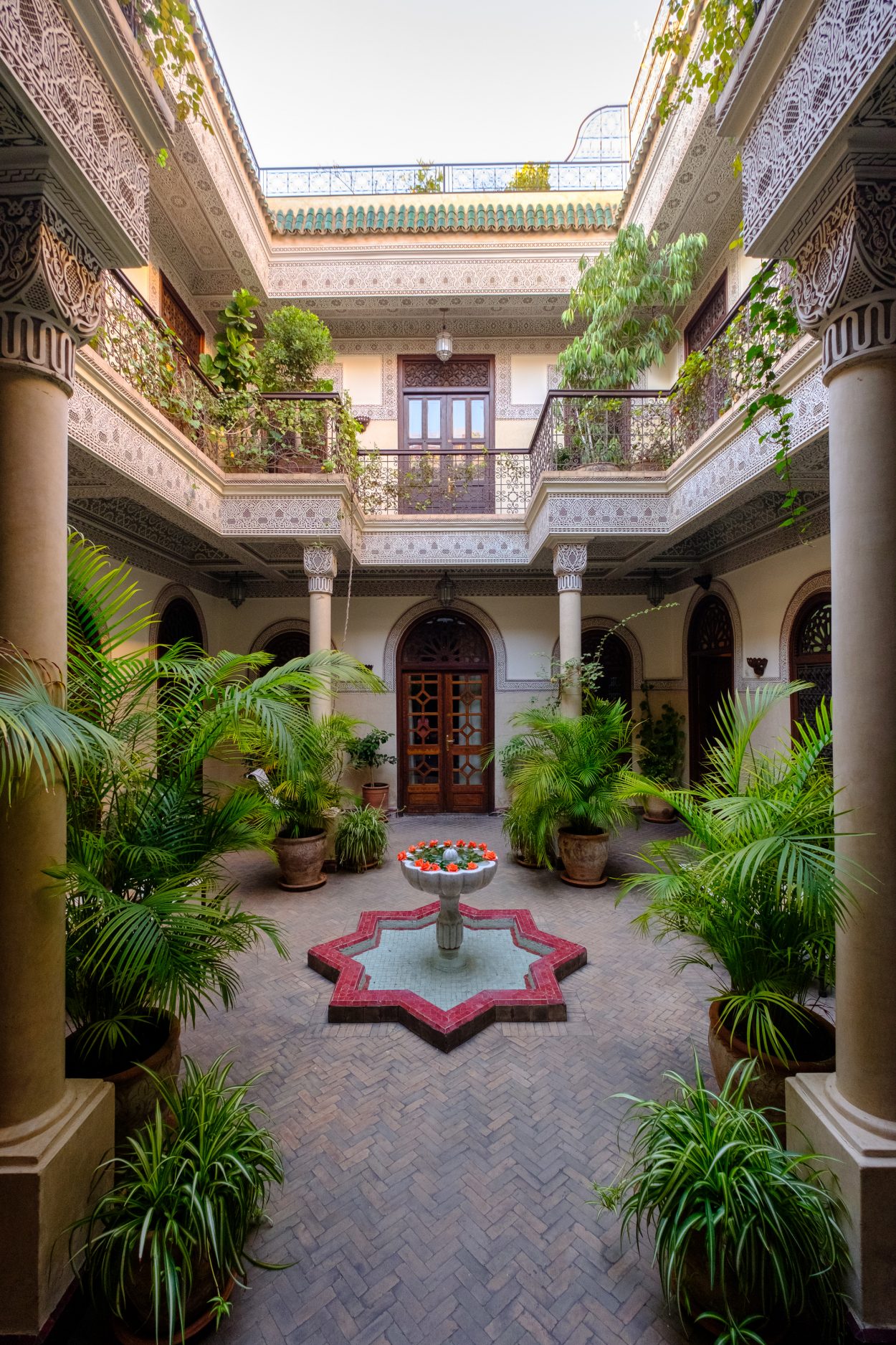 Der schönste Innenhof - Go out and explore more